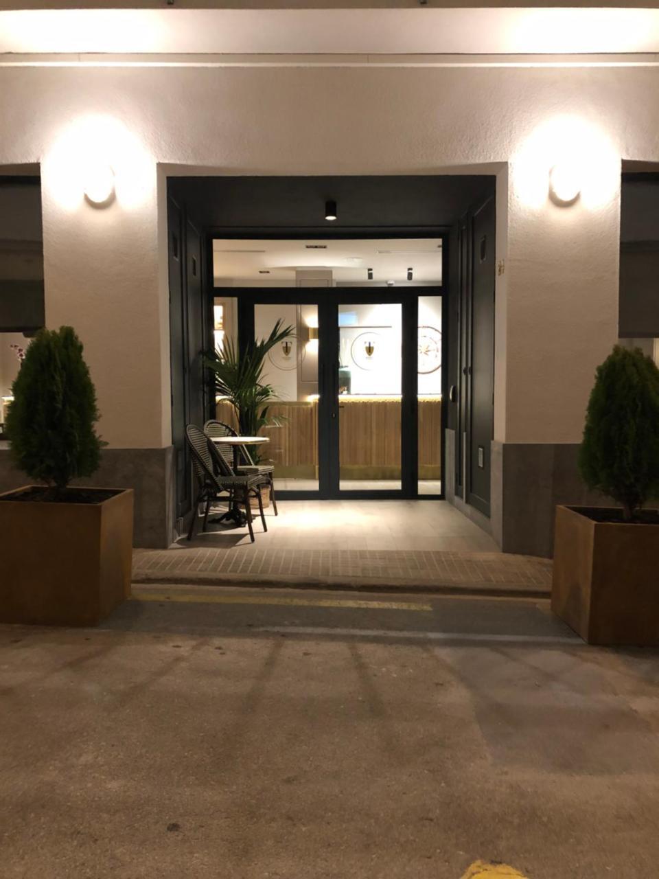 Hotel Torrent L' Escala Exterior foto